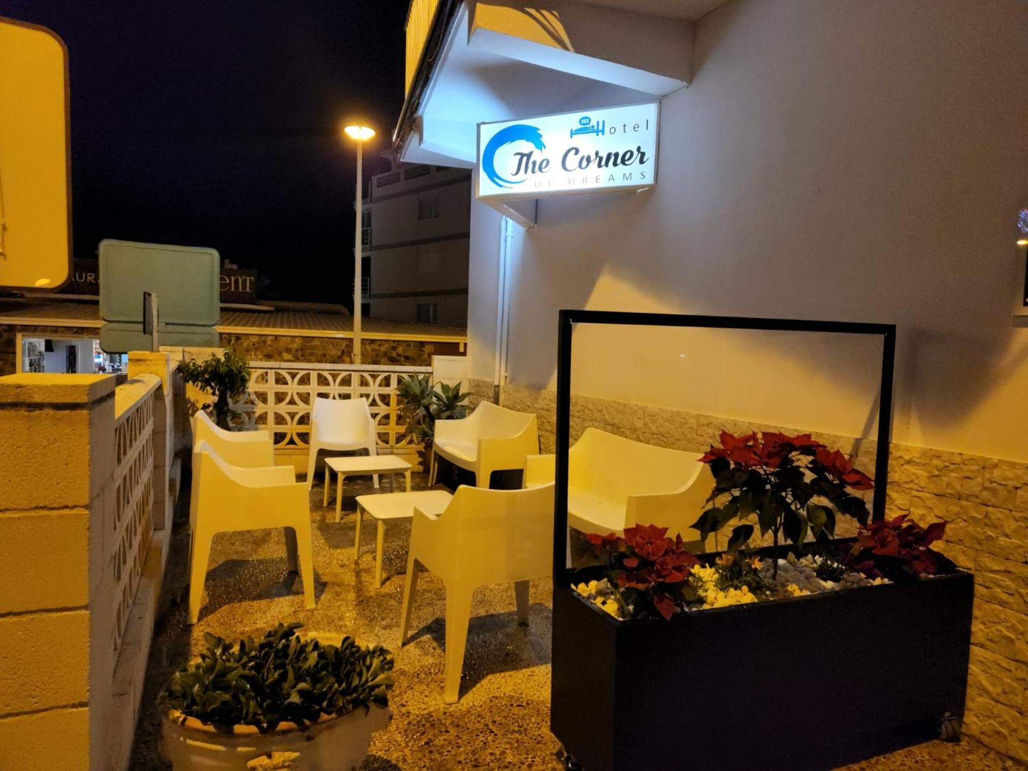 The Corner Of Dreams Hotel Faro de Cullera Exterior photo